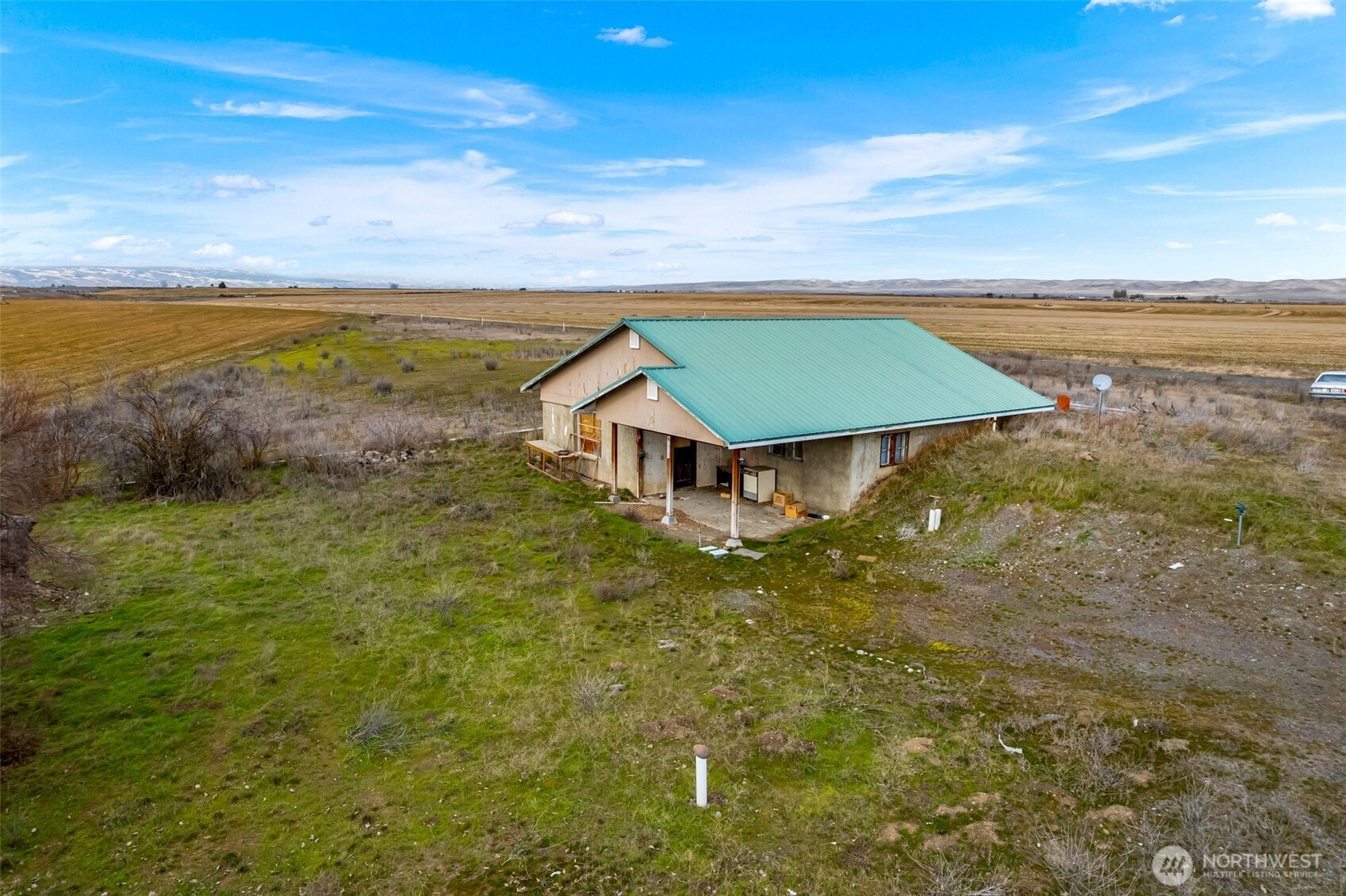 5099 E Road Property Photo 21