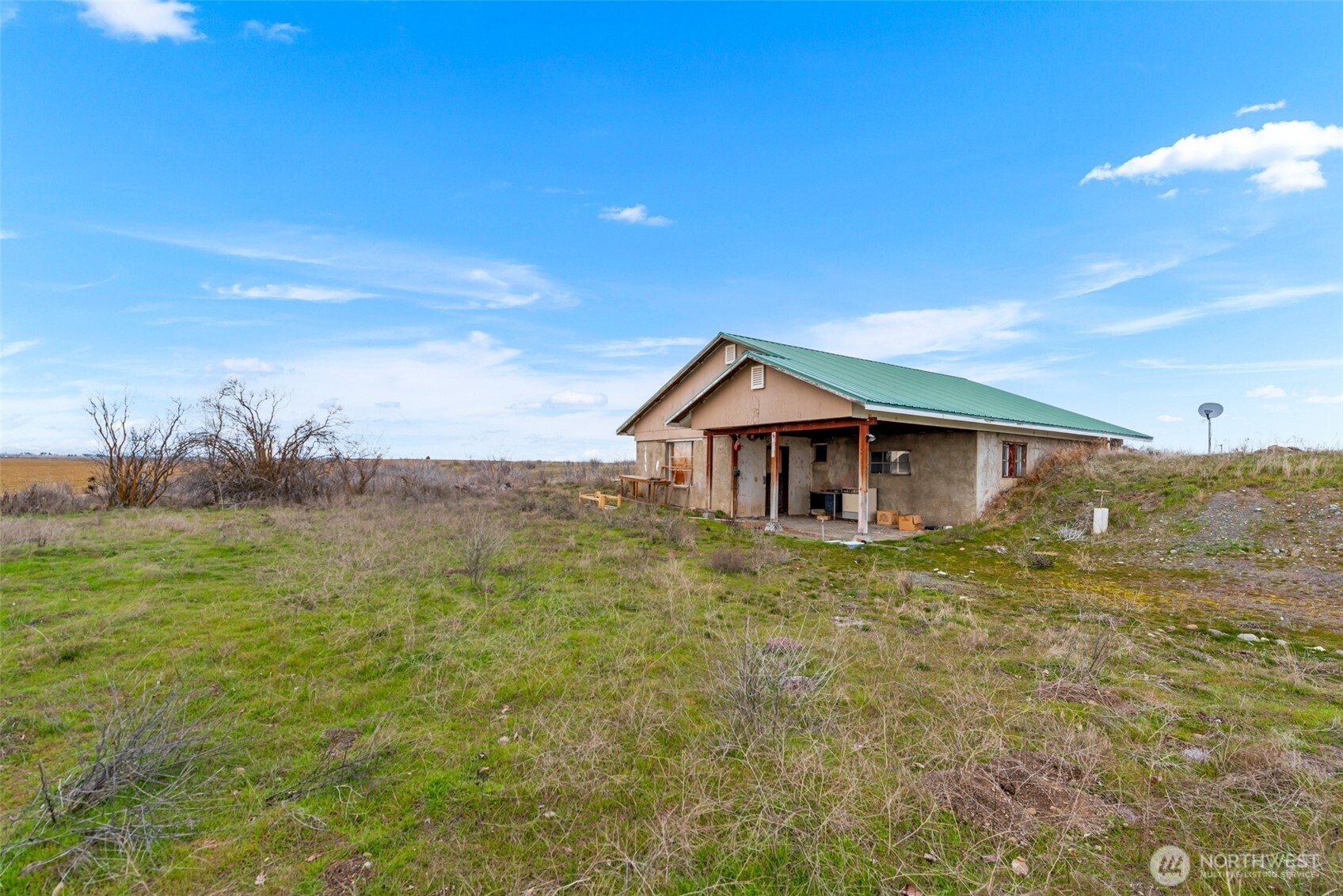 5099 E Road Property Photo 23