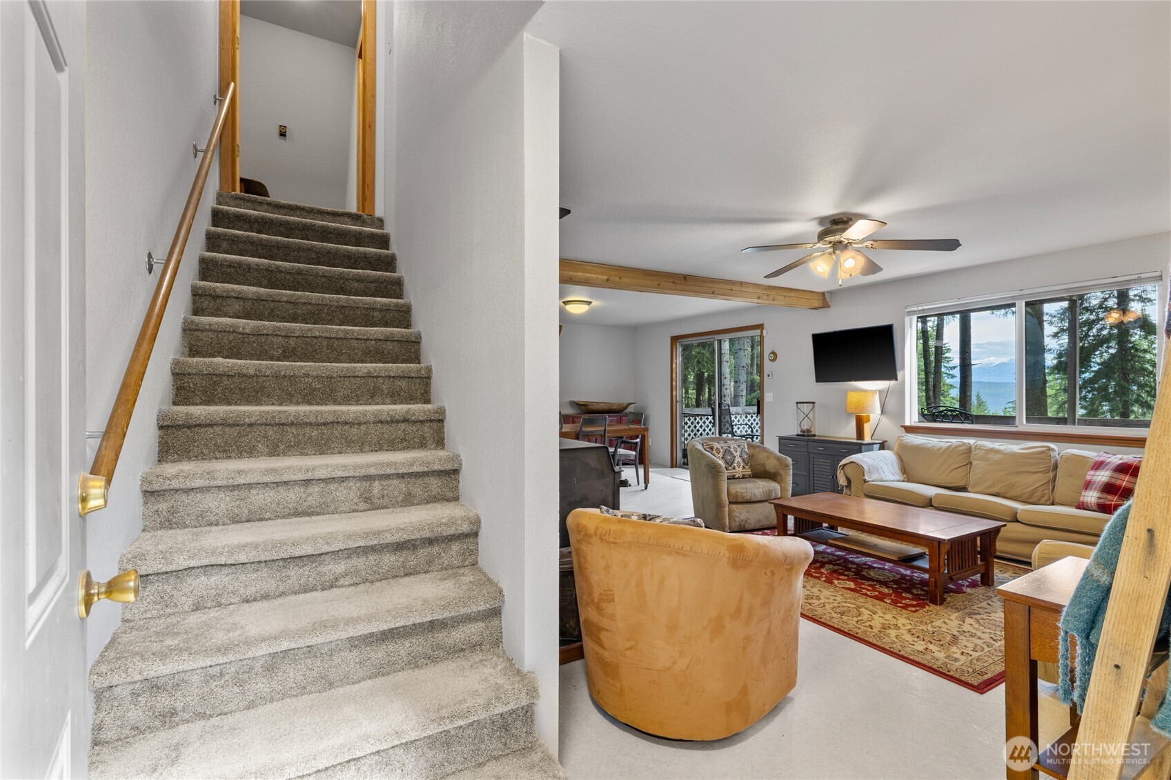 211 Indian Hill Road Property Photo 4
