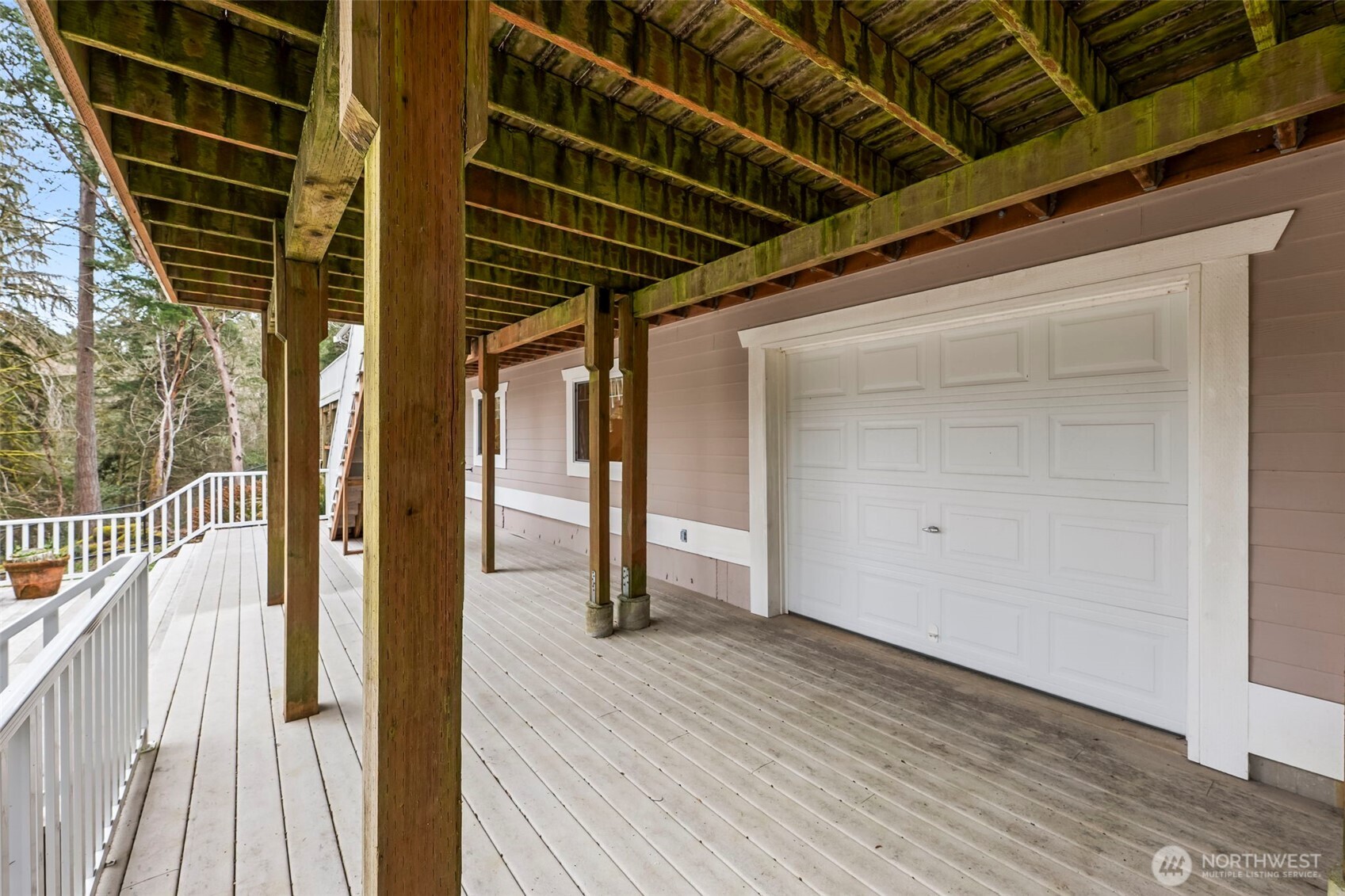 8711 92nd Street Property Photo 32