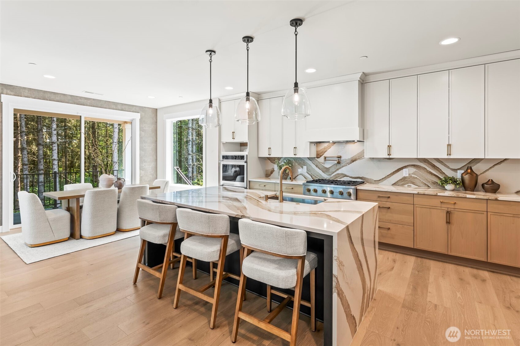 15709 210th Avenue Property Photo 4