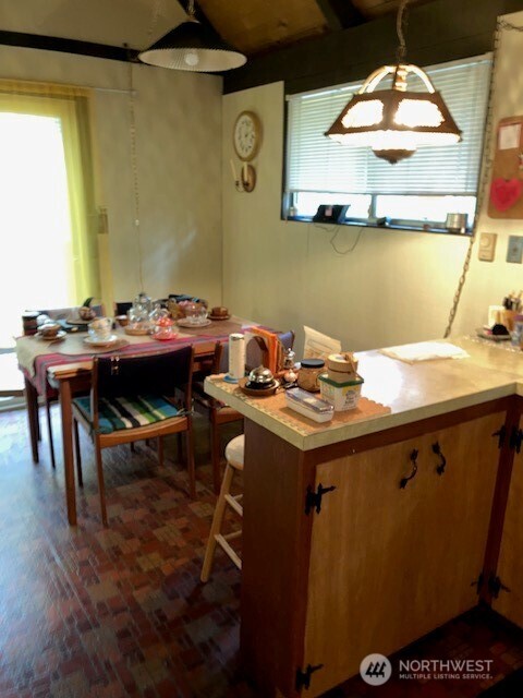 431 N Mt Seattle Way Property Photo 4