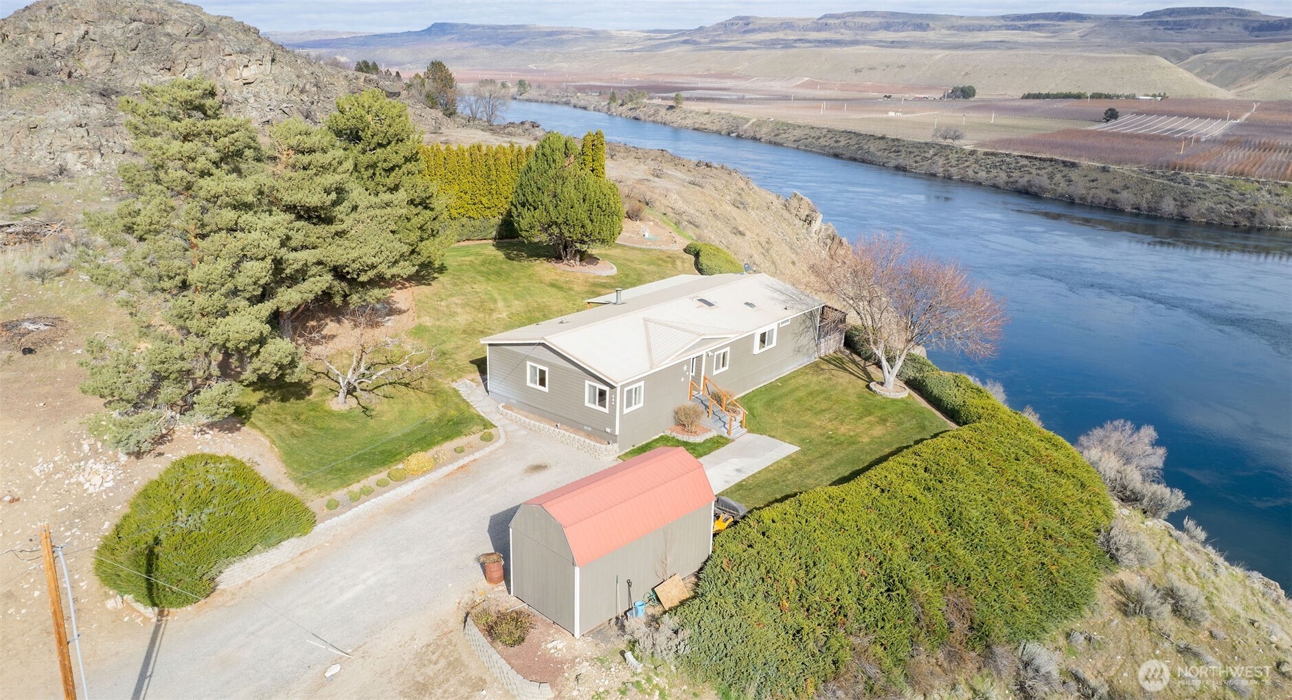 384 Sr 173 Property Photo 36