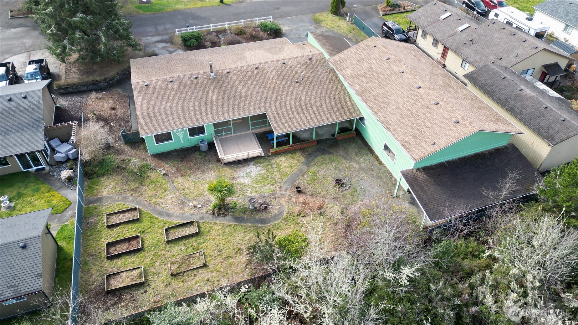 1529 229th Place Property Photo 3