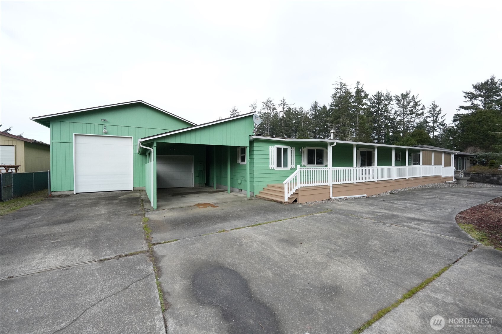 1529 229th Place Property Photo 6