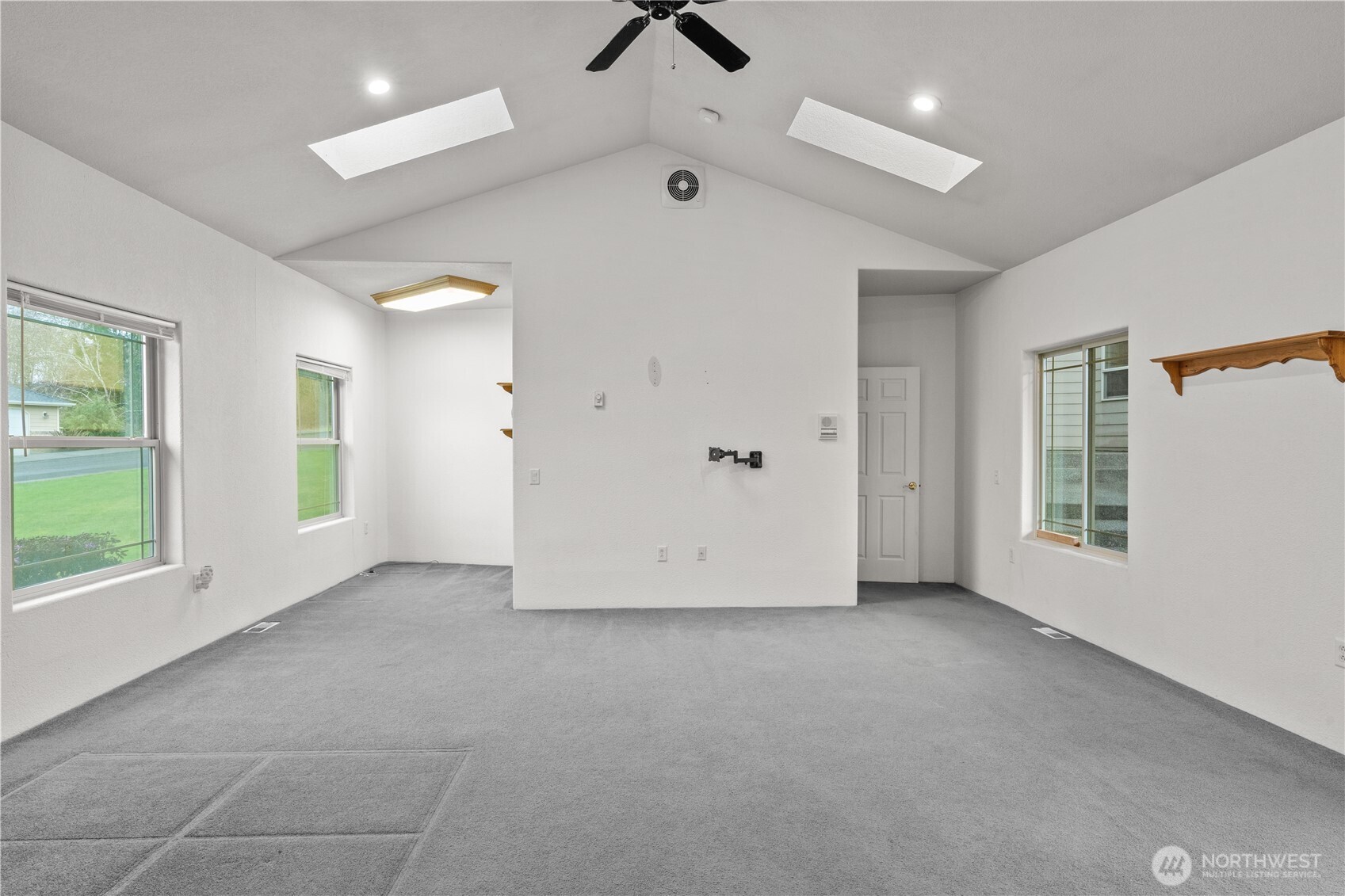 100 S 9th Street Property Photo 17