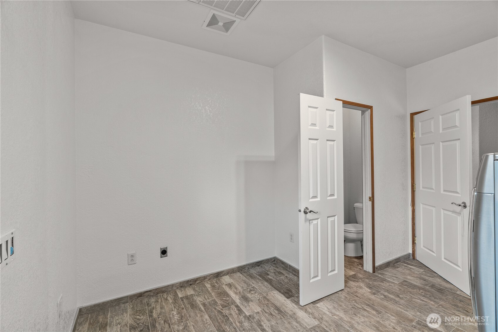 100 S 9th Street Property Photo 23