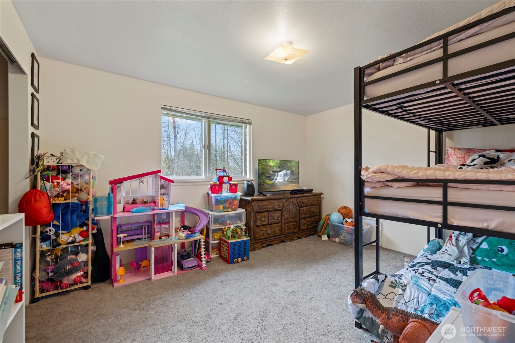 45082 Shields Court Property Photo 27