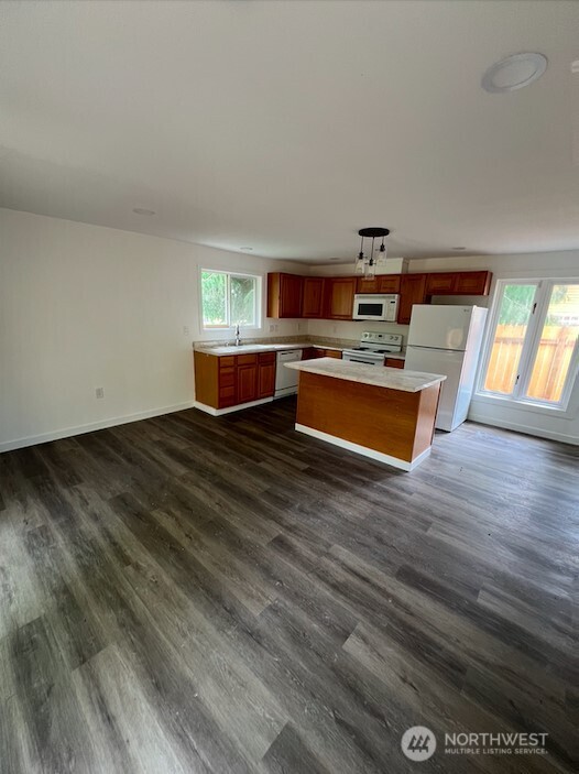 13348 32nd Ave Property Photo 16