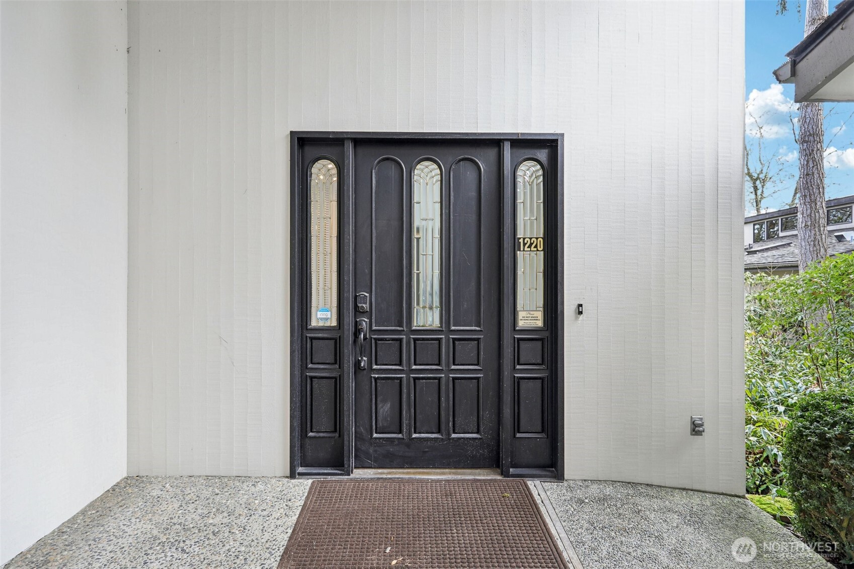 1220 80th Place Property Photo 5