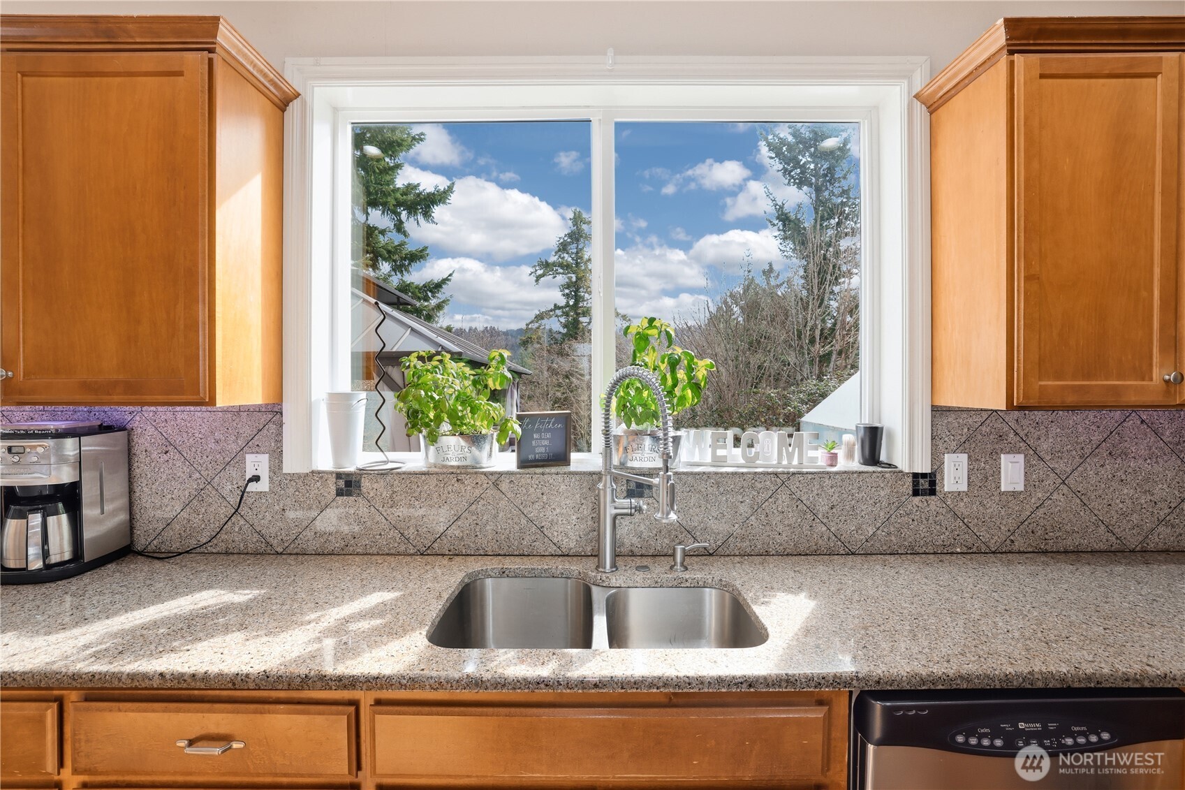 655 Joy Street Property Photo 12