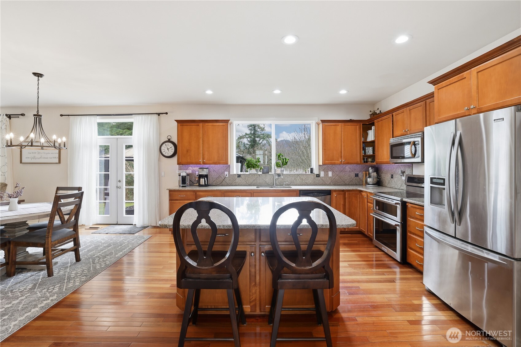655 Joy Street Property Photo 14