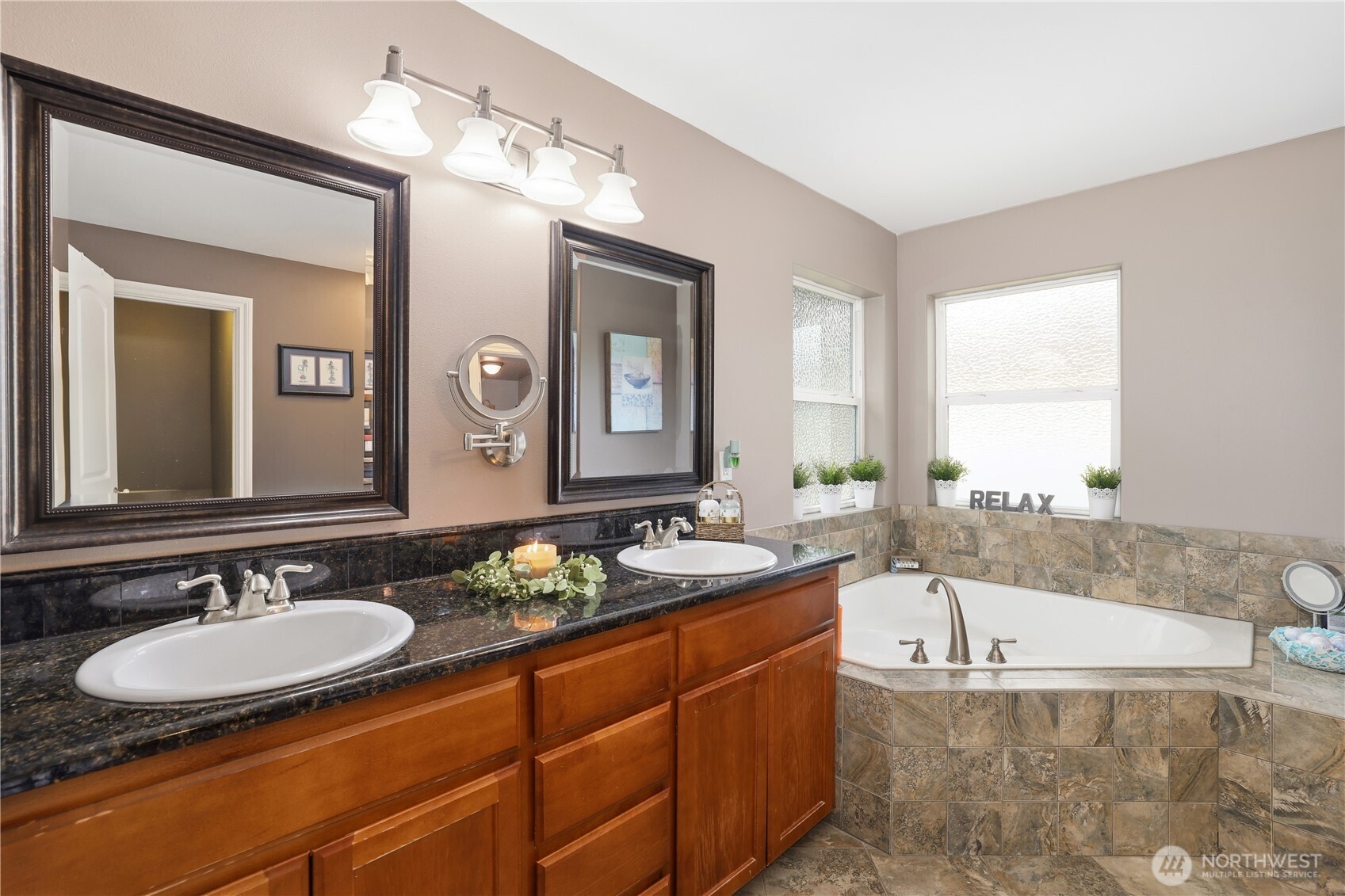 655 Joy Street Property Photo 20