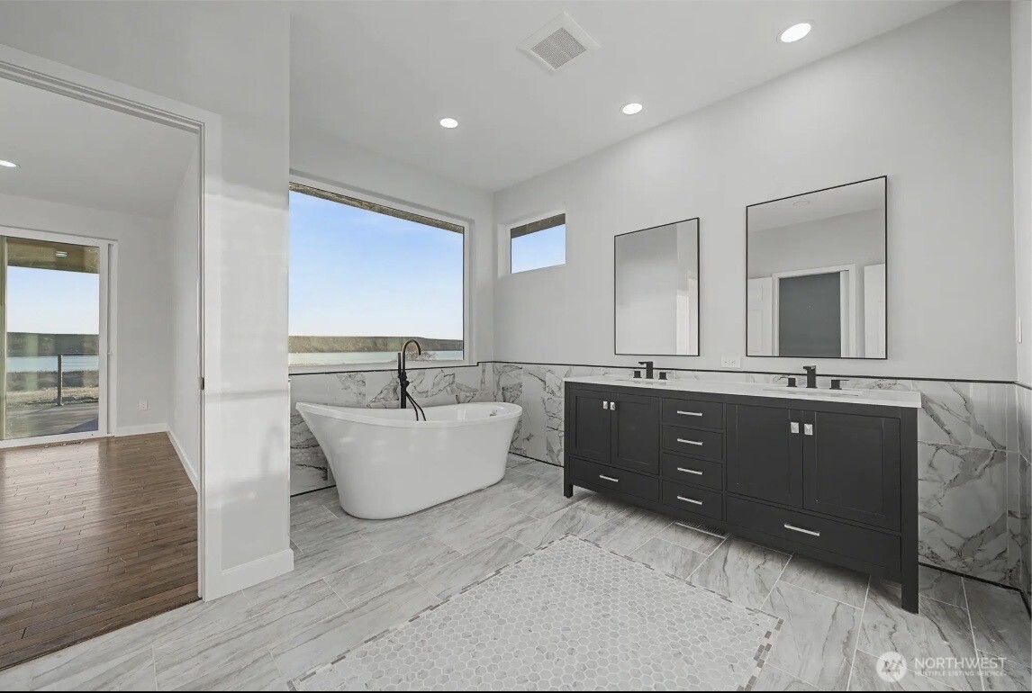 6988 Stonecrest Road Property Photo 17