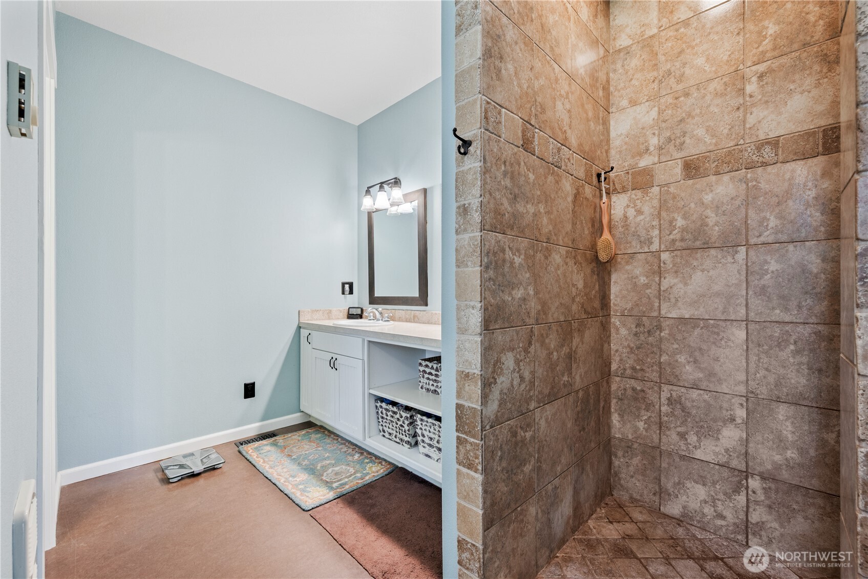 180 Trinity Drive Property Photo 16
