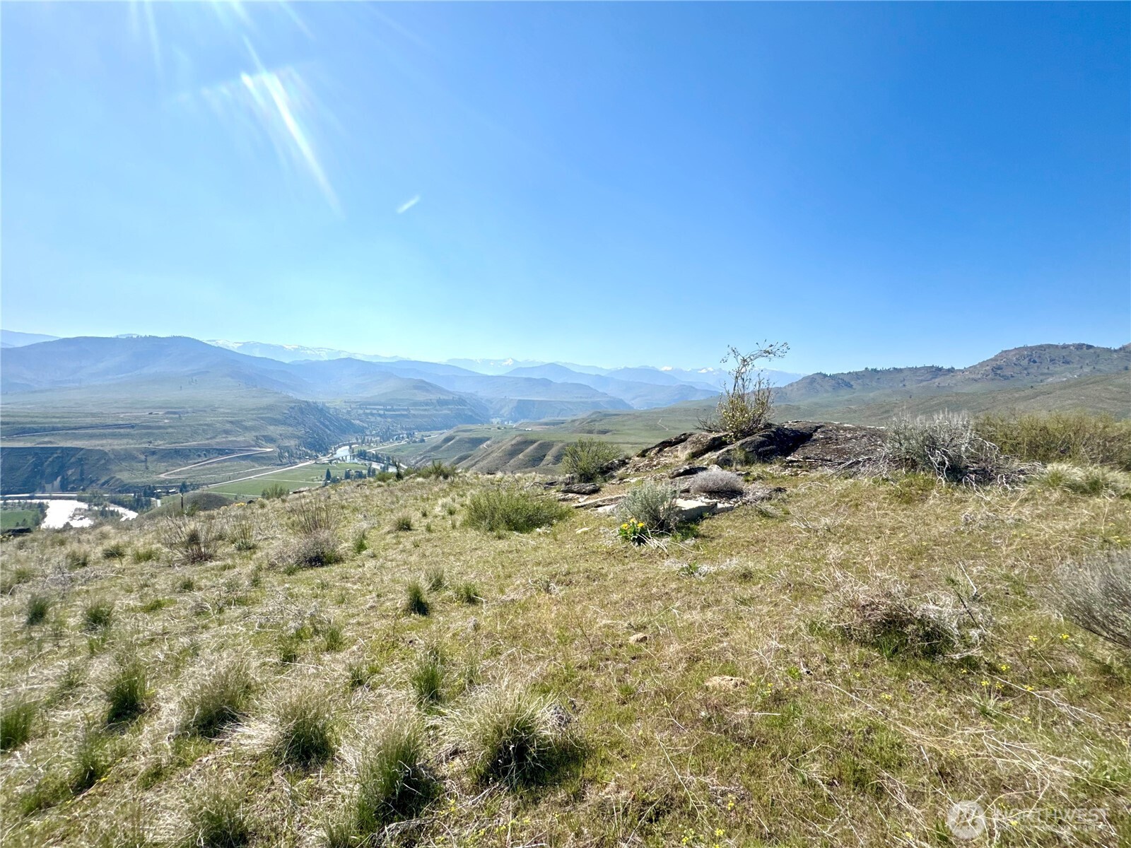 1 Riverbend Overlook Property Photo 7