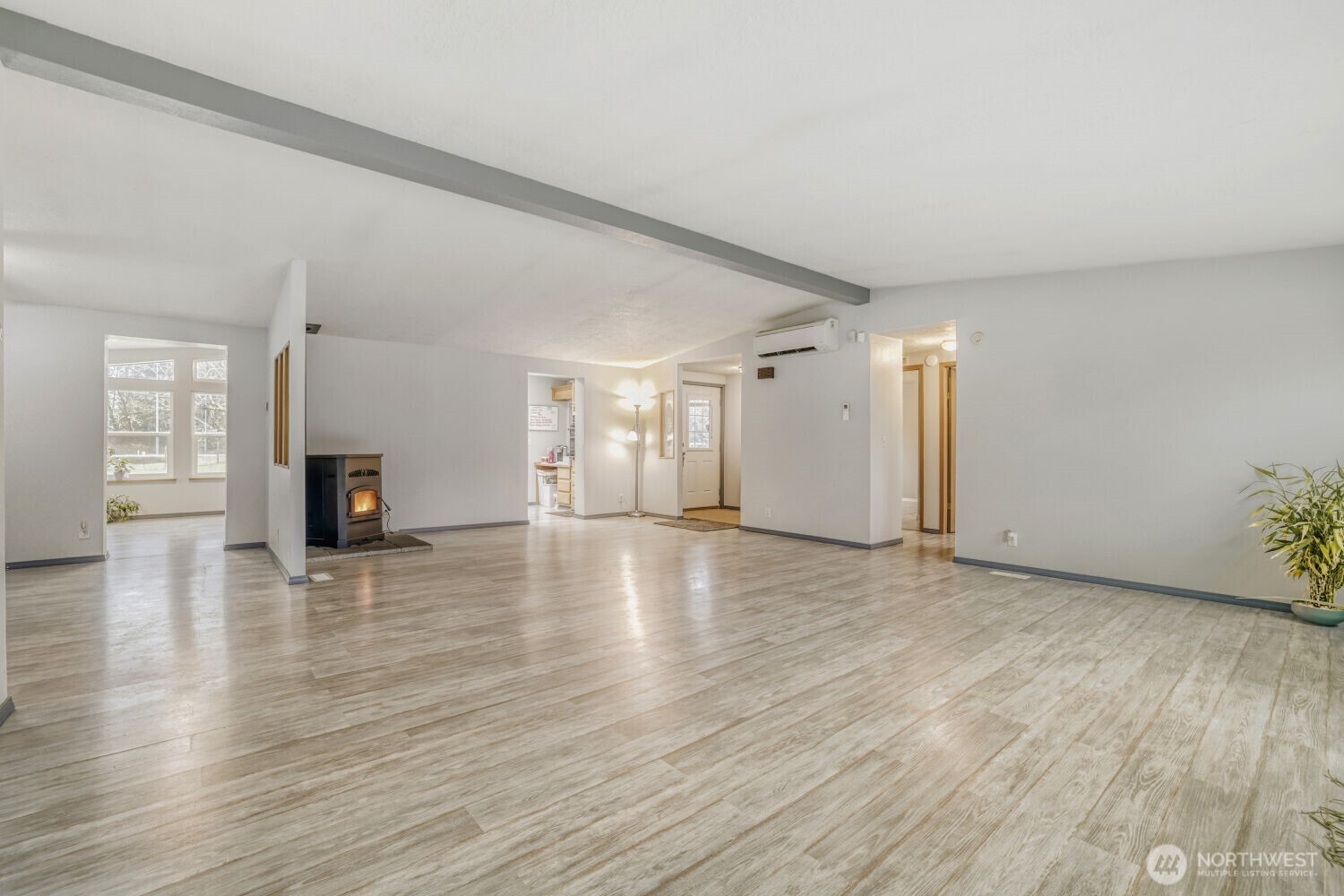 35605 State Route 2 Property Photo 3