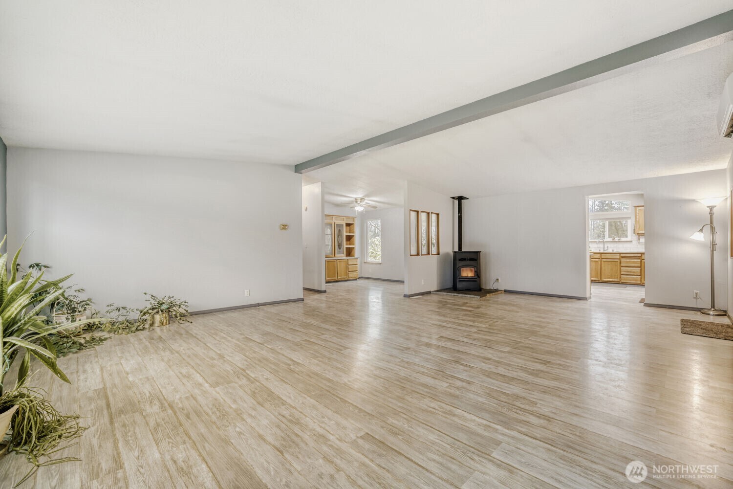 35605 State Route 2 Property Photo 5