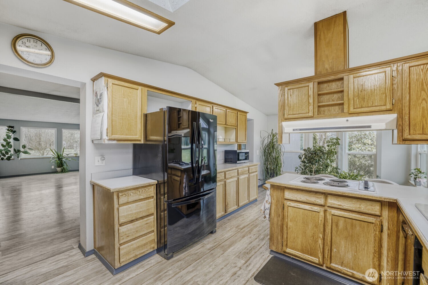 35605 State Route 2 Property Photo 12