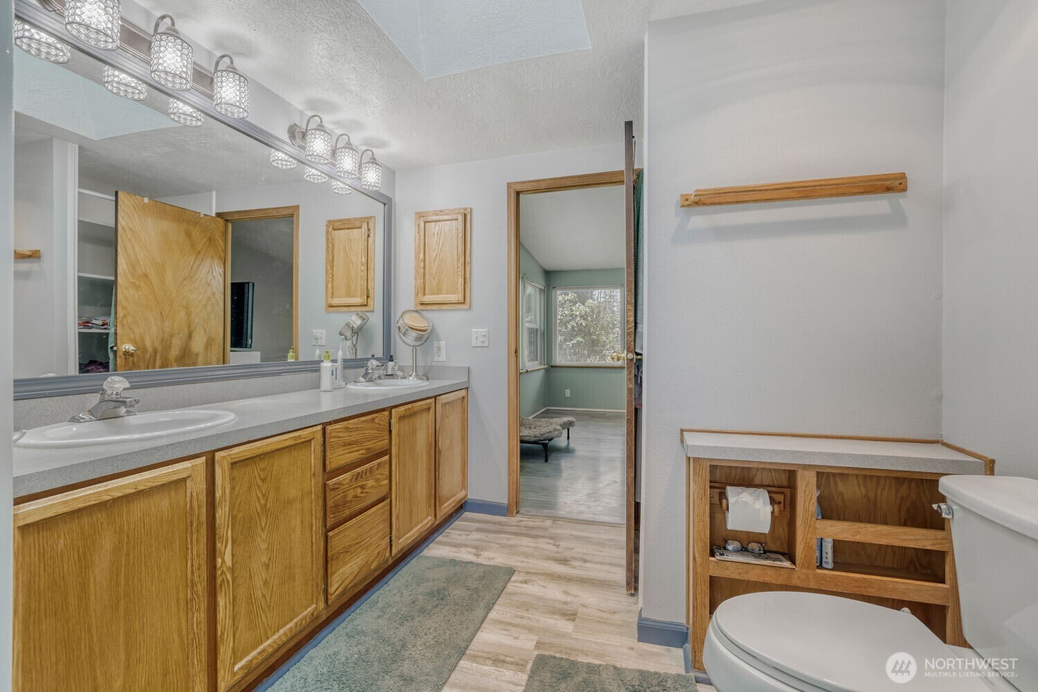 35605 State Route 2 Property Photo 17
