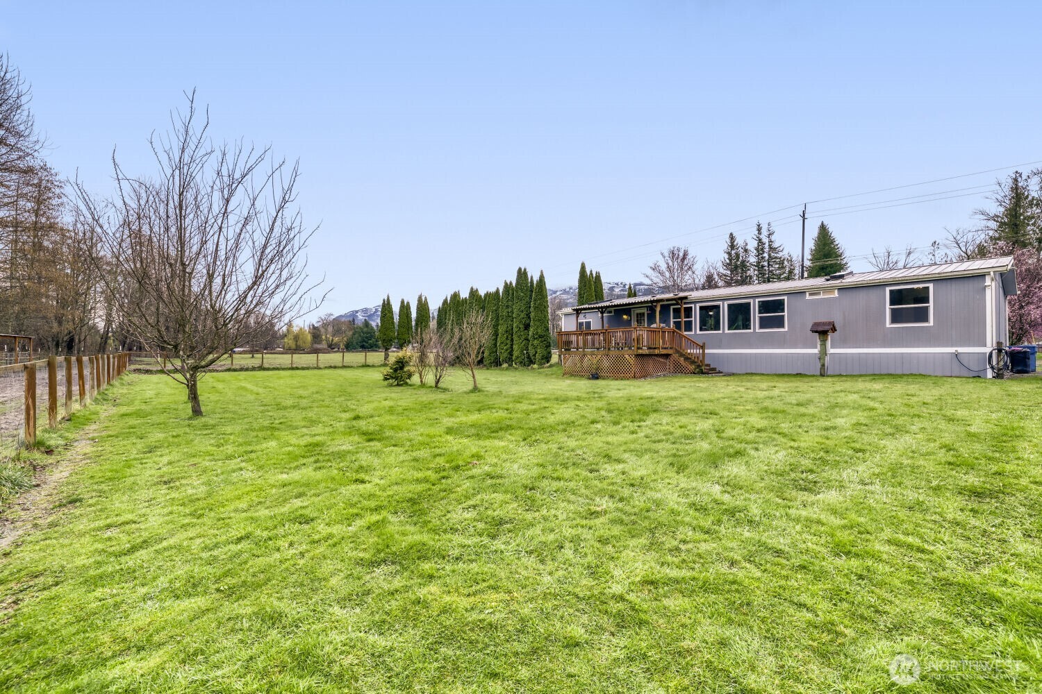 35605 State Route 2 Property Photo 23