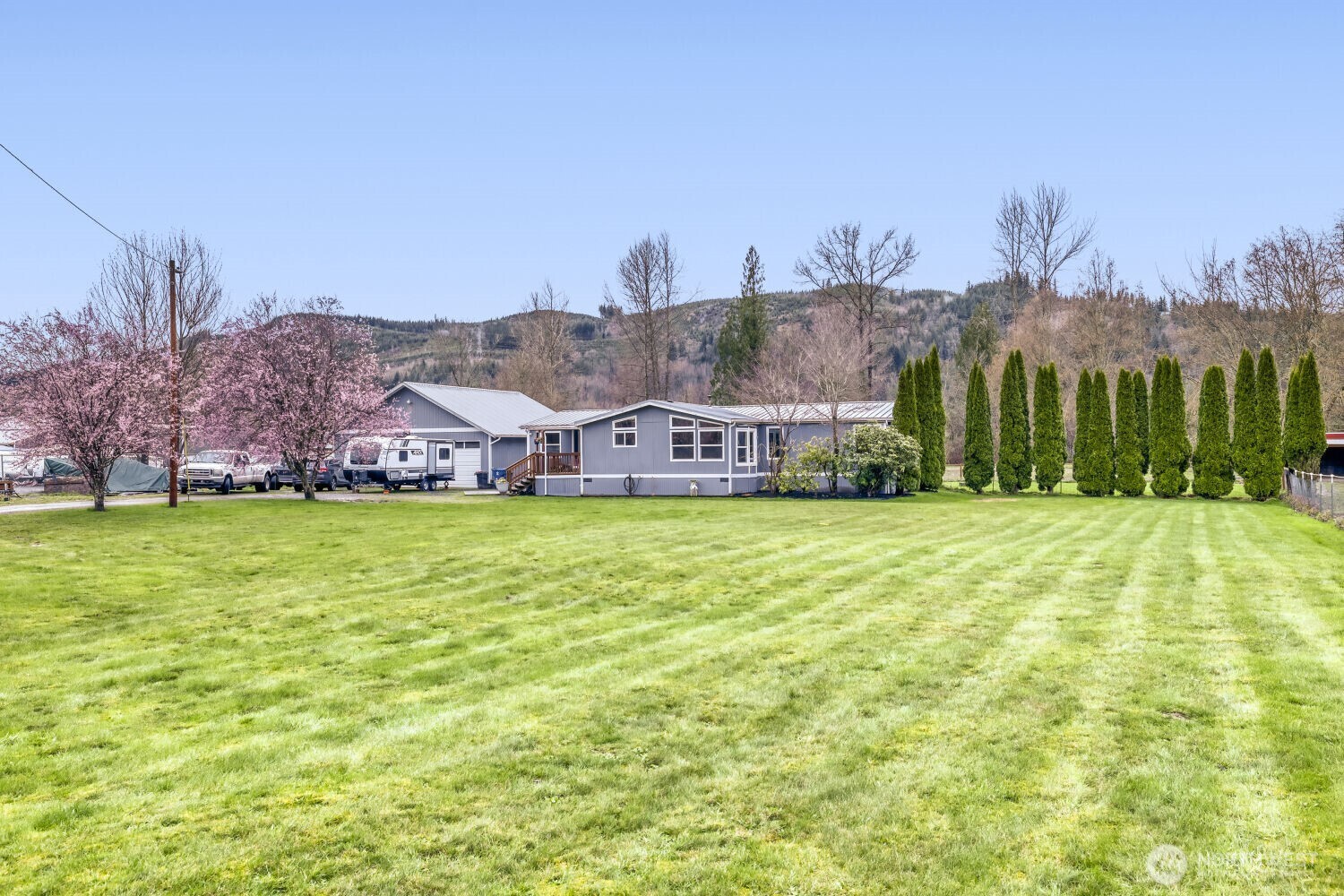 35605 State Route 2 Property Photo 24