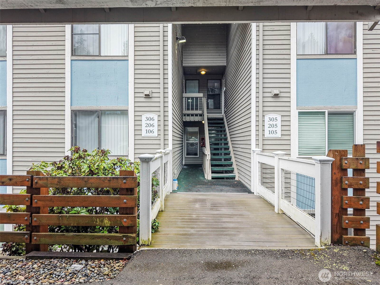31507 106 Place S105 Property Photo 1