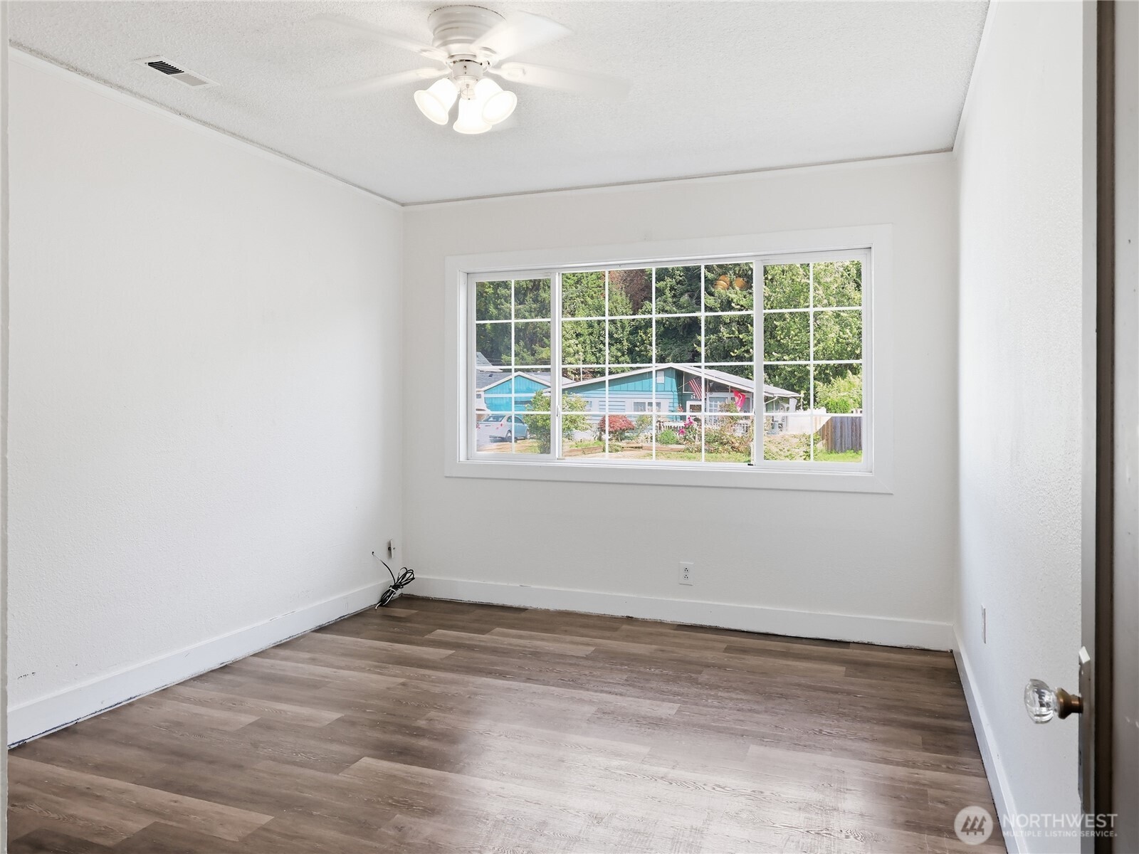 2409 Cherry Street Property Photo 16