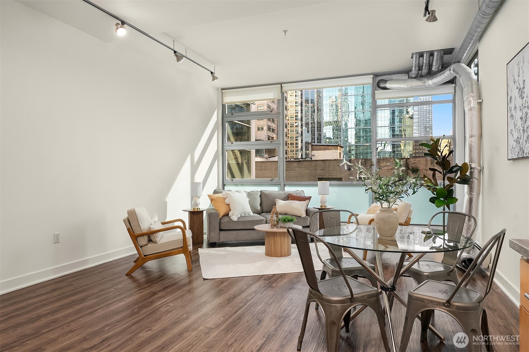 2015 Terry Avenue 416 Property Photo 2