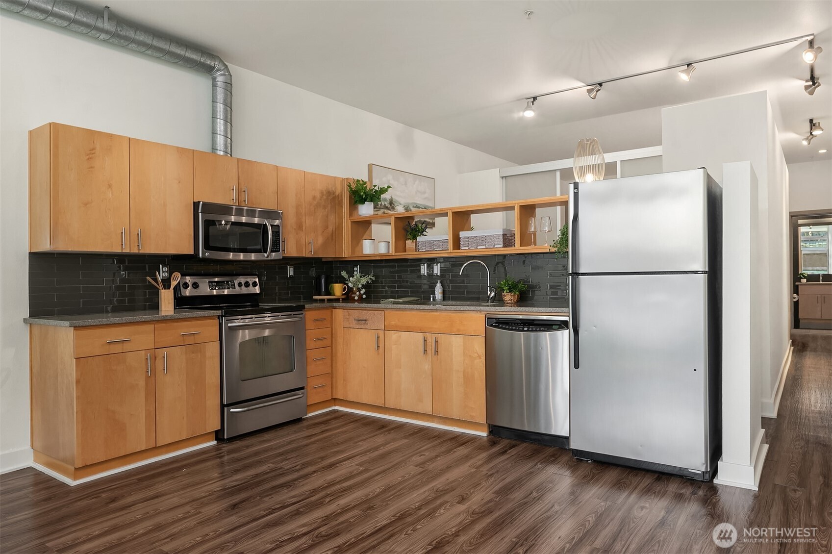 2015 Terry Avenue 416 Property Photo 6