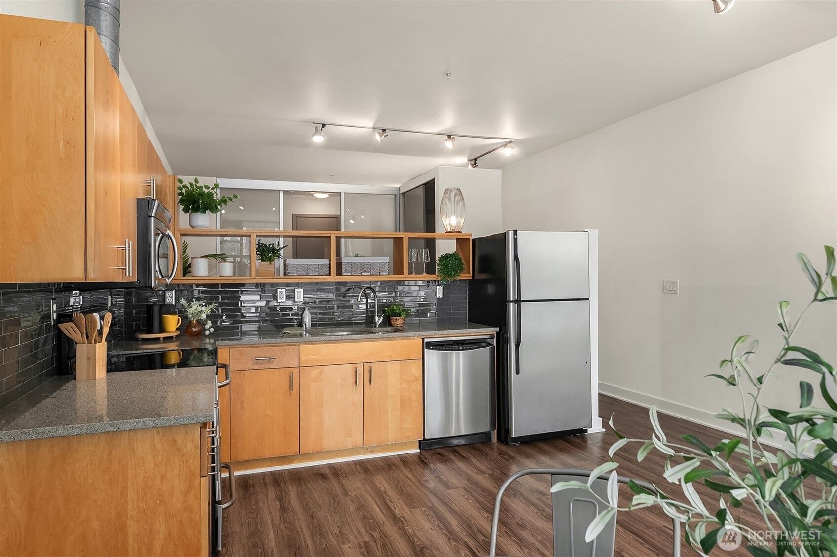 2015 Terry Avenue 416 Property Photo 7