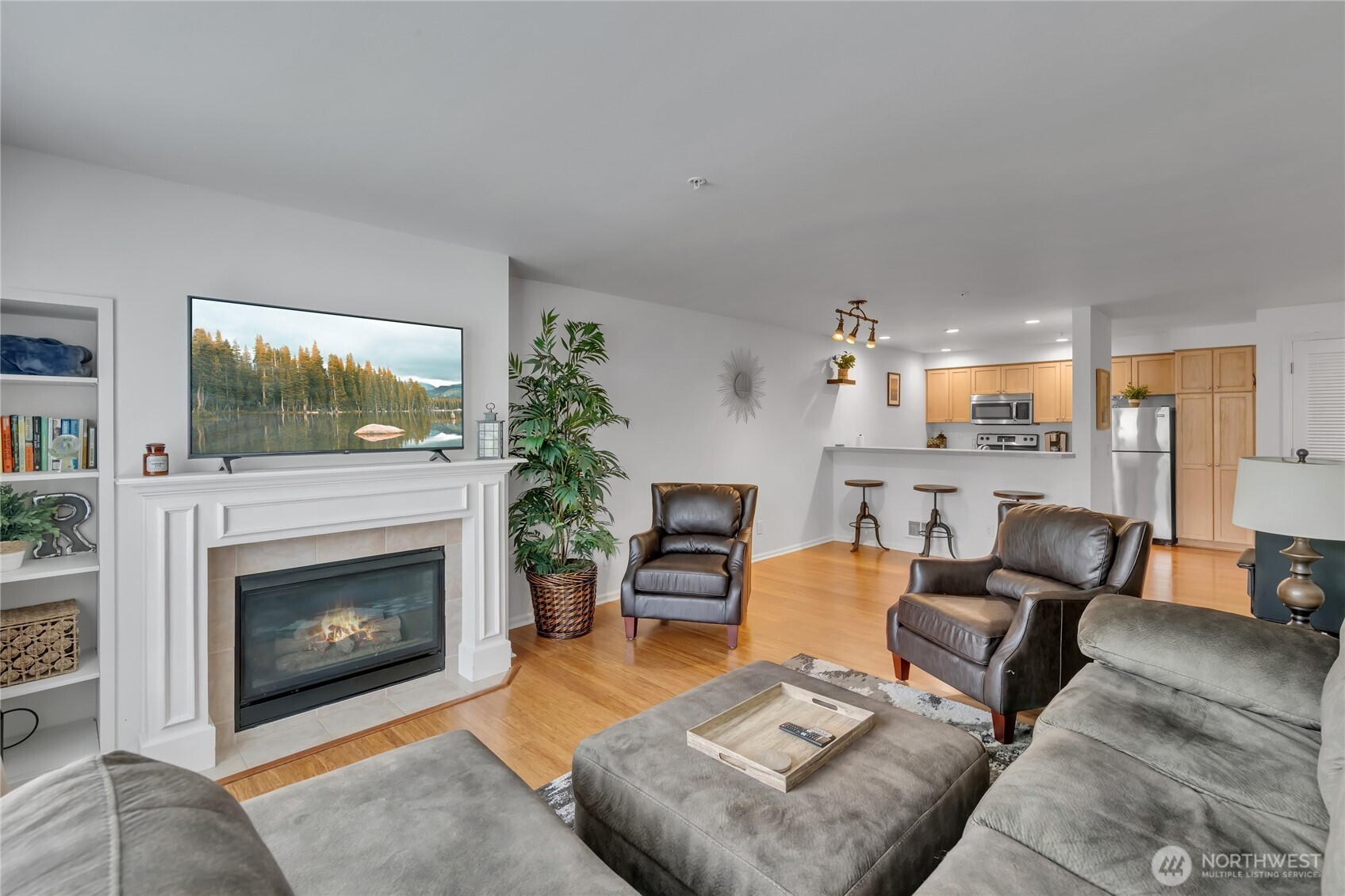 559 Mcgraw Street 201 Property Photo 8