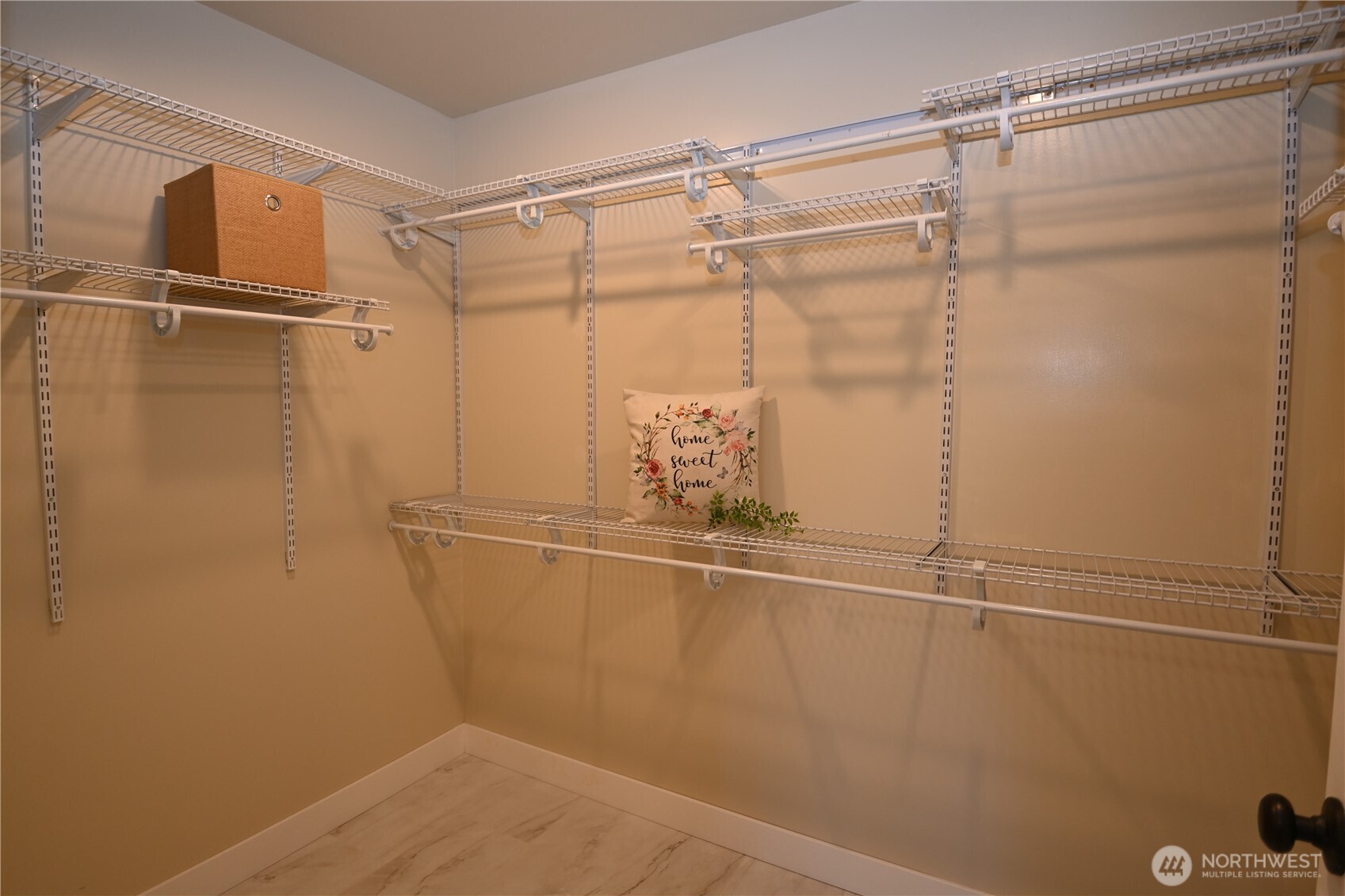 1218 Croft Avenue Property Photo 24