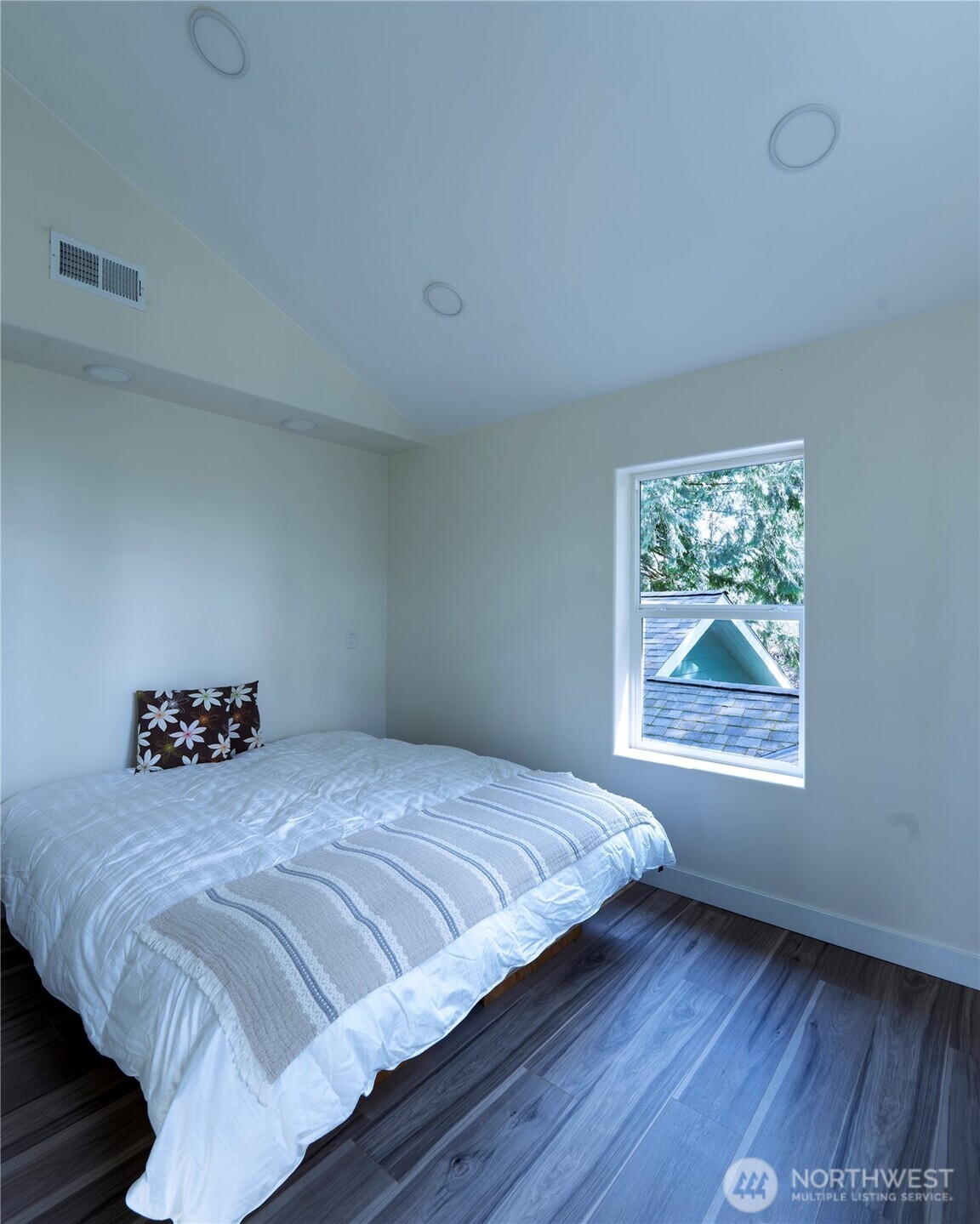1218 Croft Avenue Property Photo 29