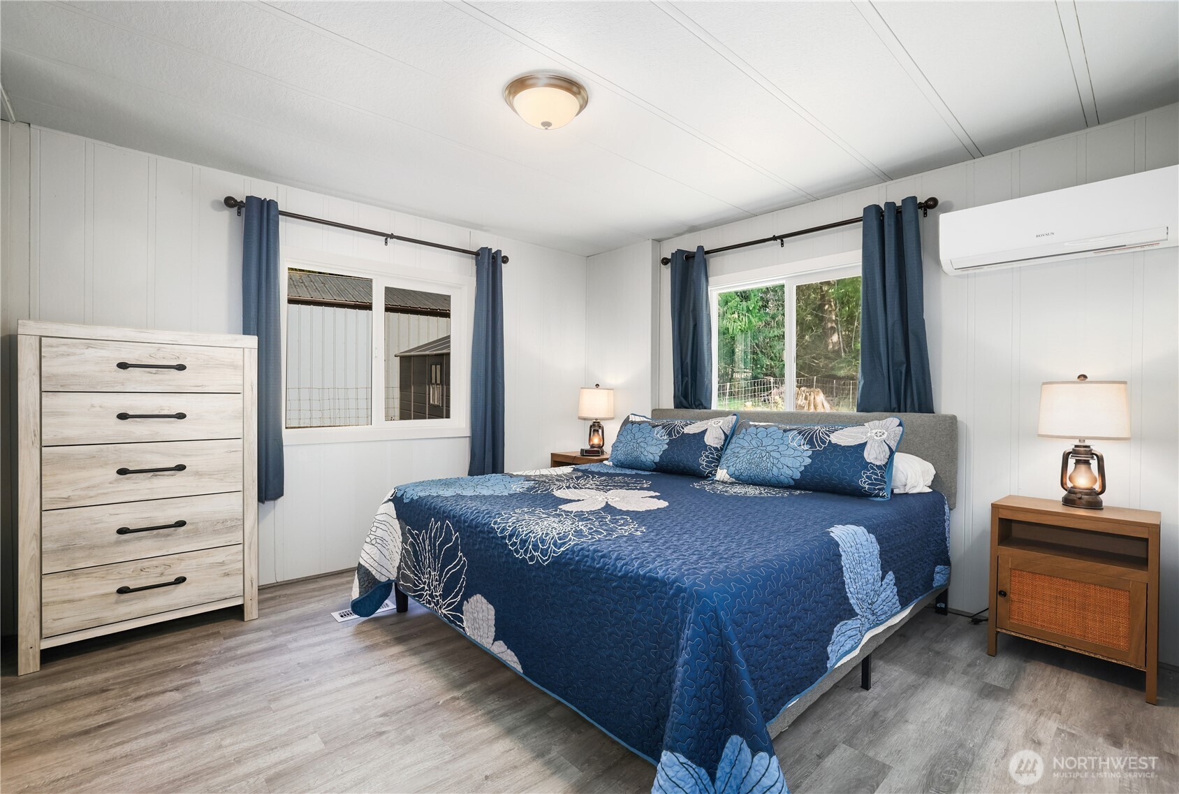 350 E Lakeshore Drive Property Photo 15