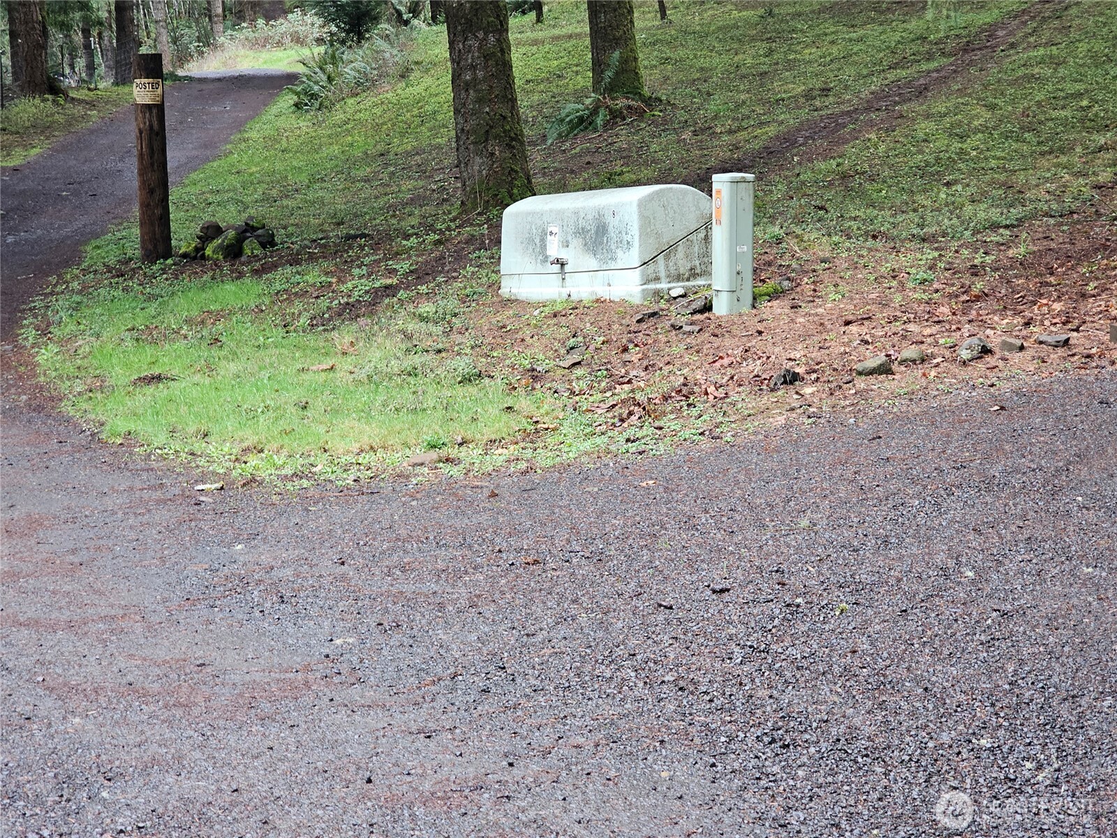 461 Clearwater Road Property Photo 4