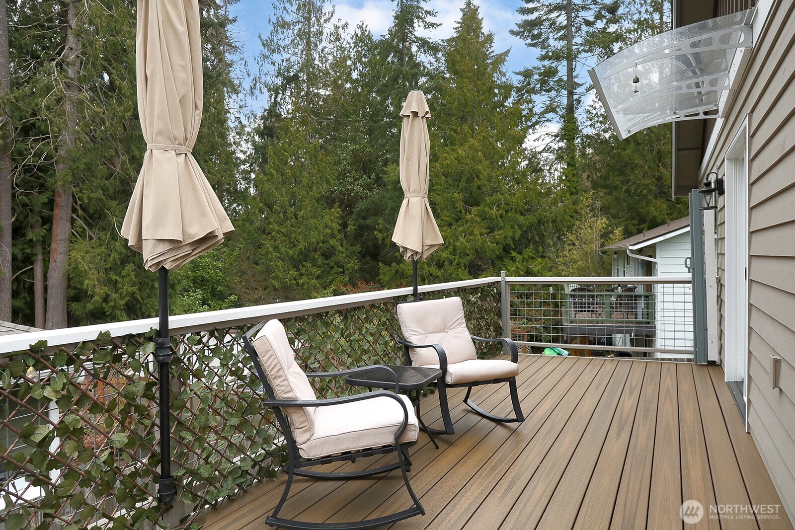 2903 Hi Crest Road Property Photo 3