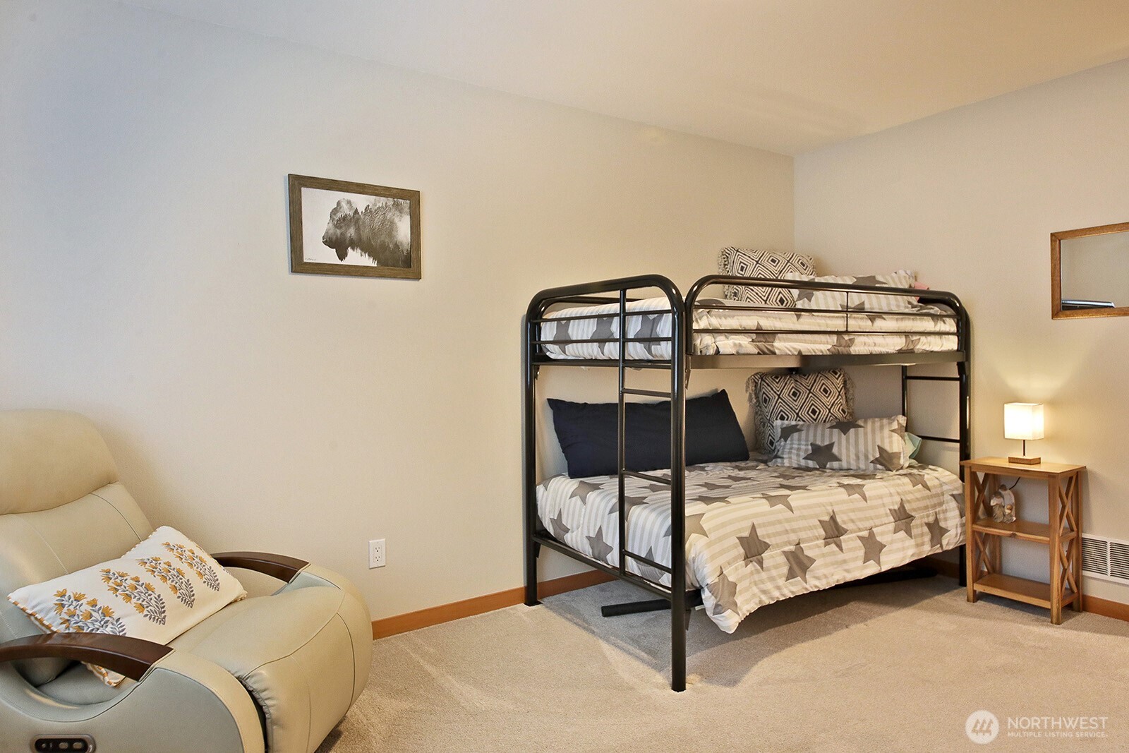 2903 Hi Crest Road Property Photo 18