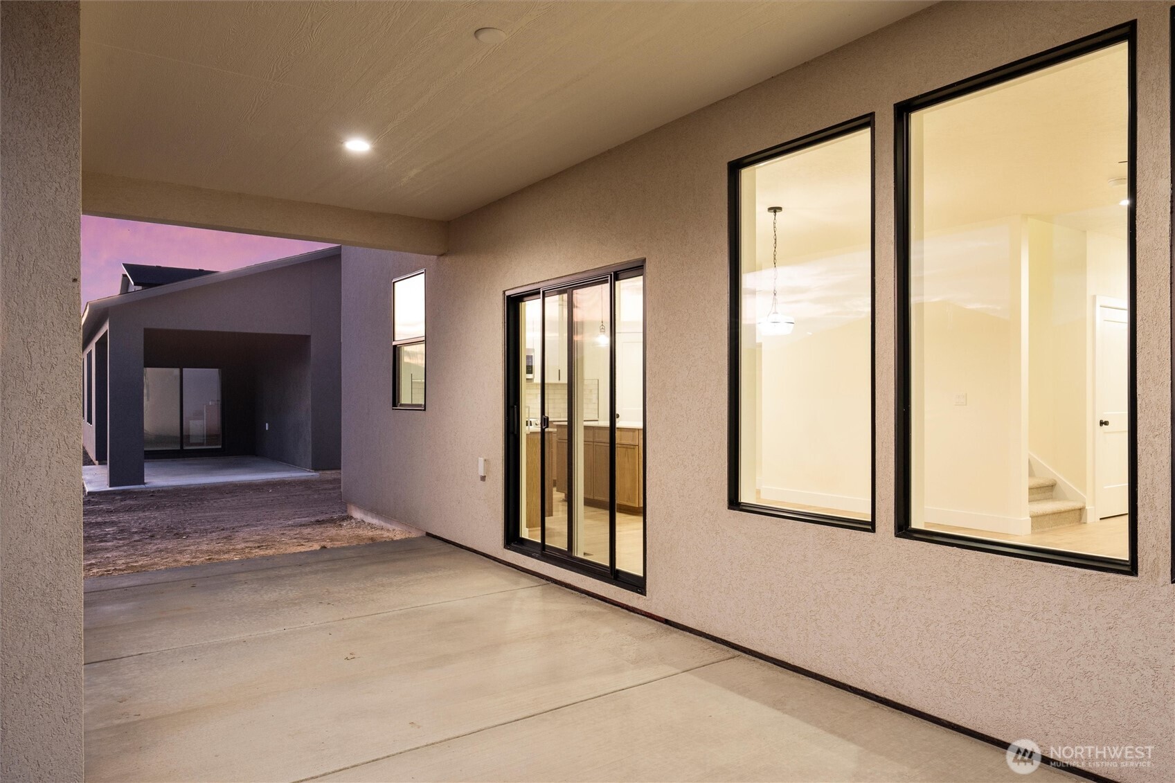 722 N Street Property Photo 8