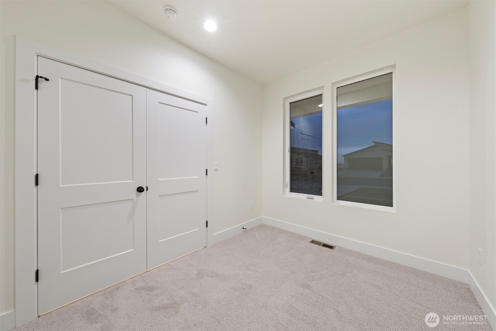 722 N Street Property Photo 10