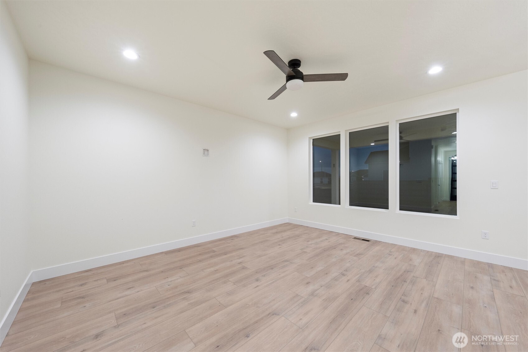 722 N Street Property Photo 21