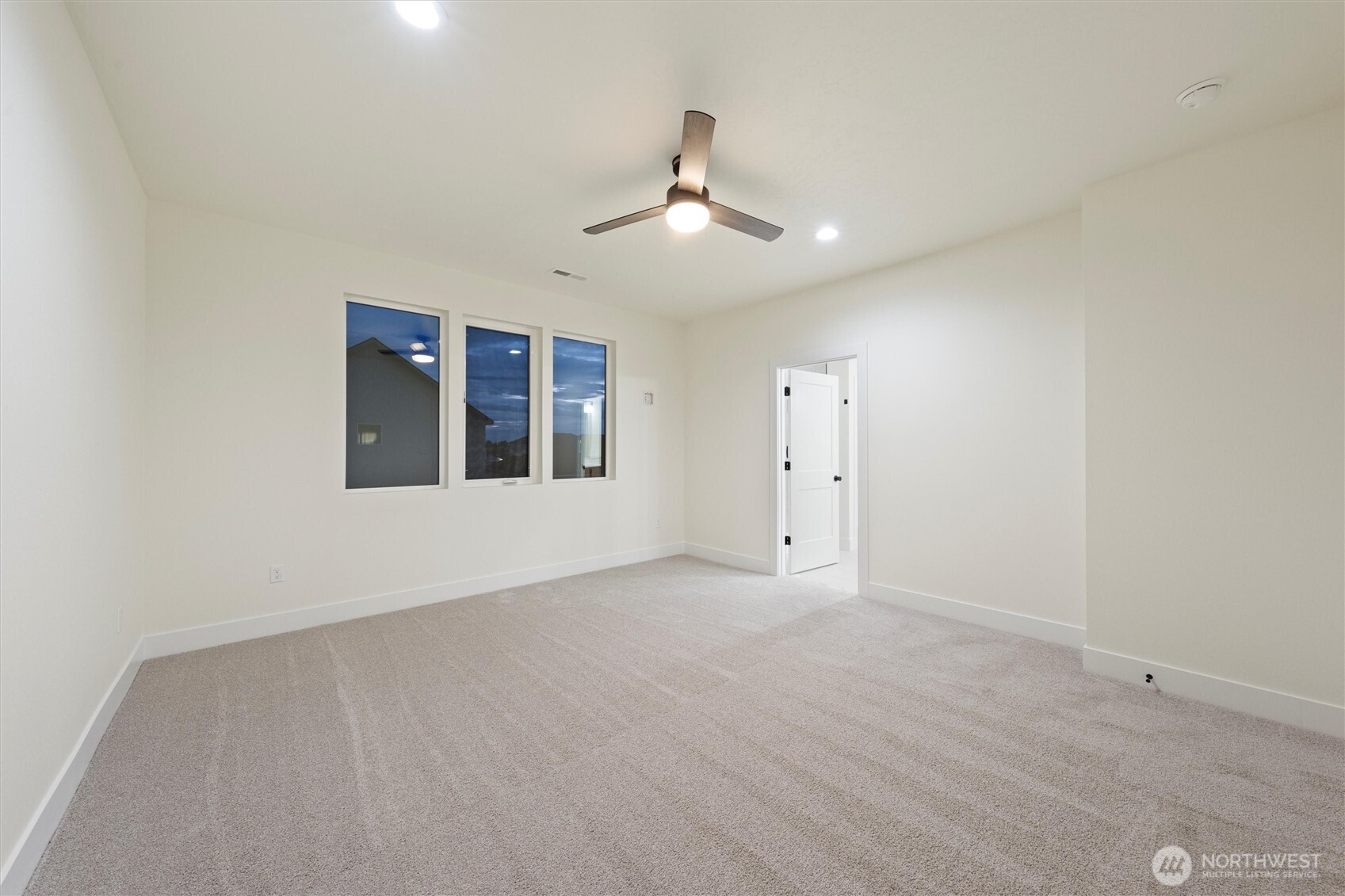 722 N Street Property Photo 25