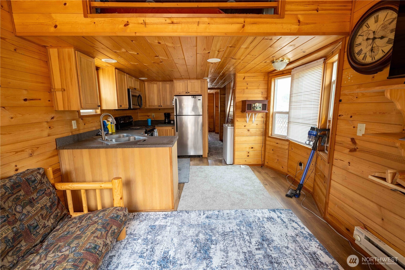 385 Highway 153 Property Photo 9