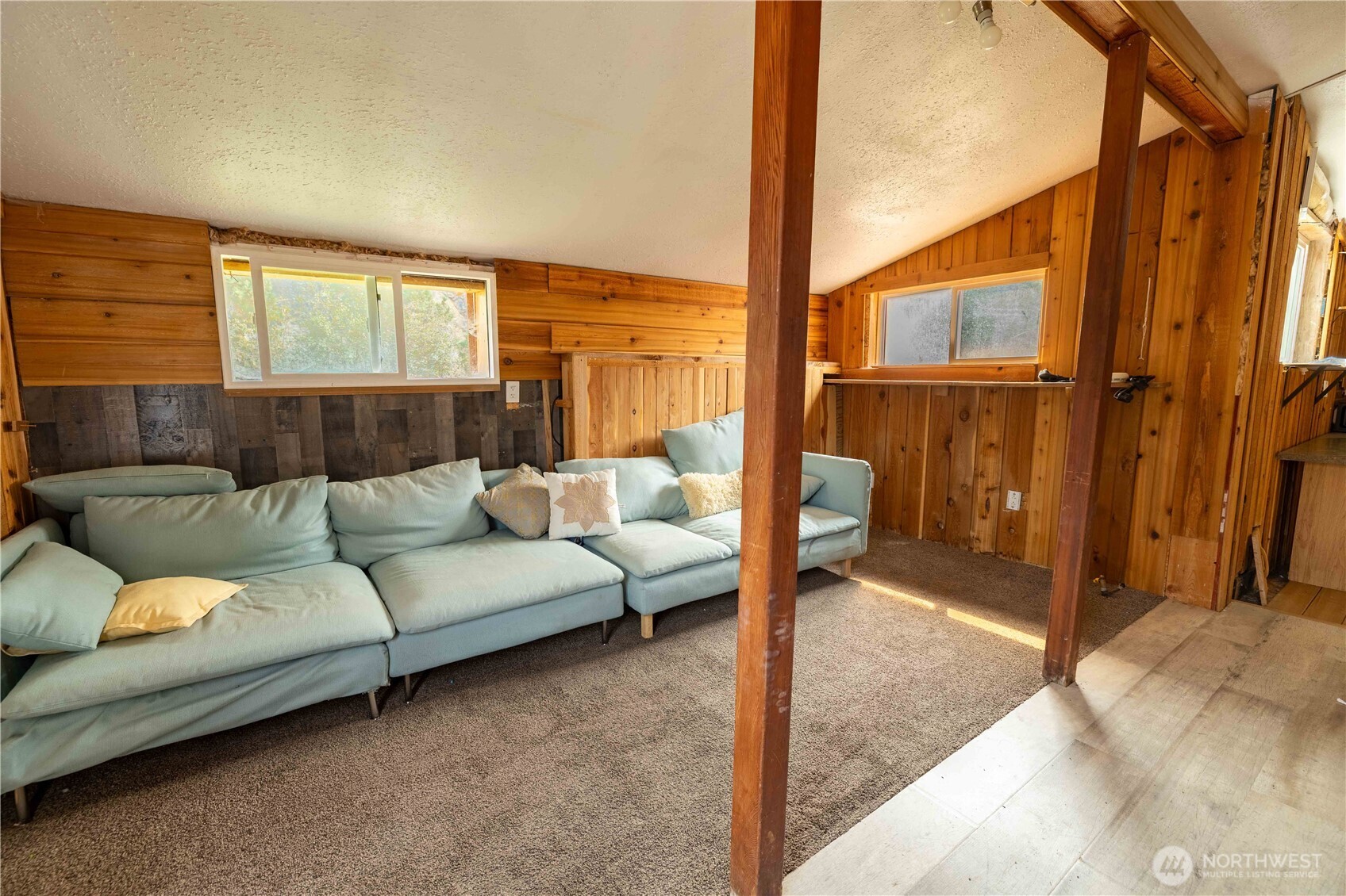 385 Highway 153 Property Photo 10