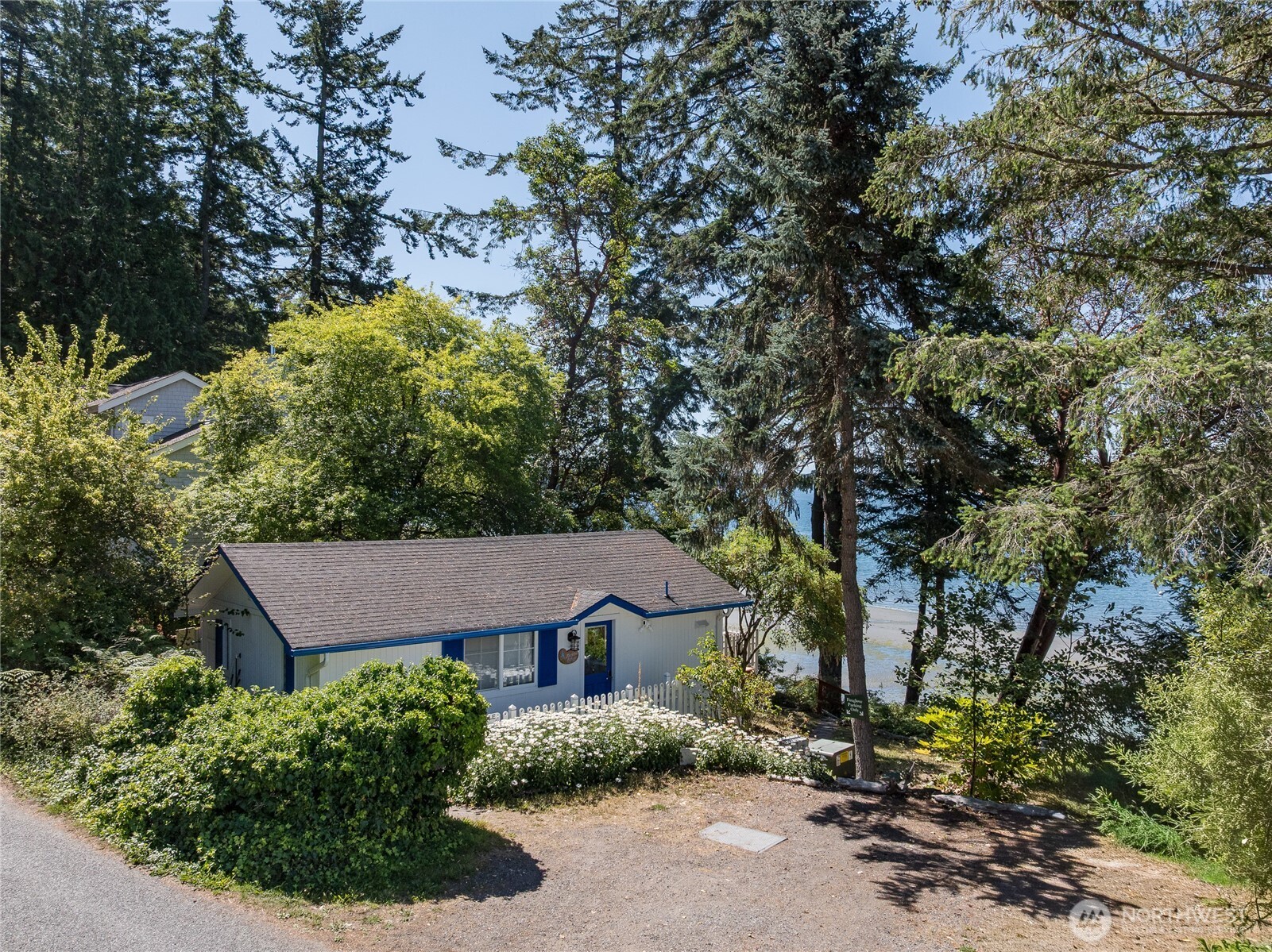 5244 Deer Harbor Road Property Photo 2