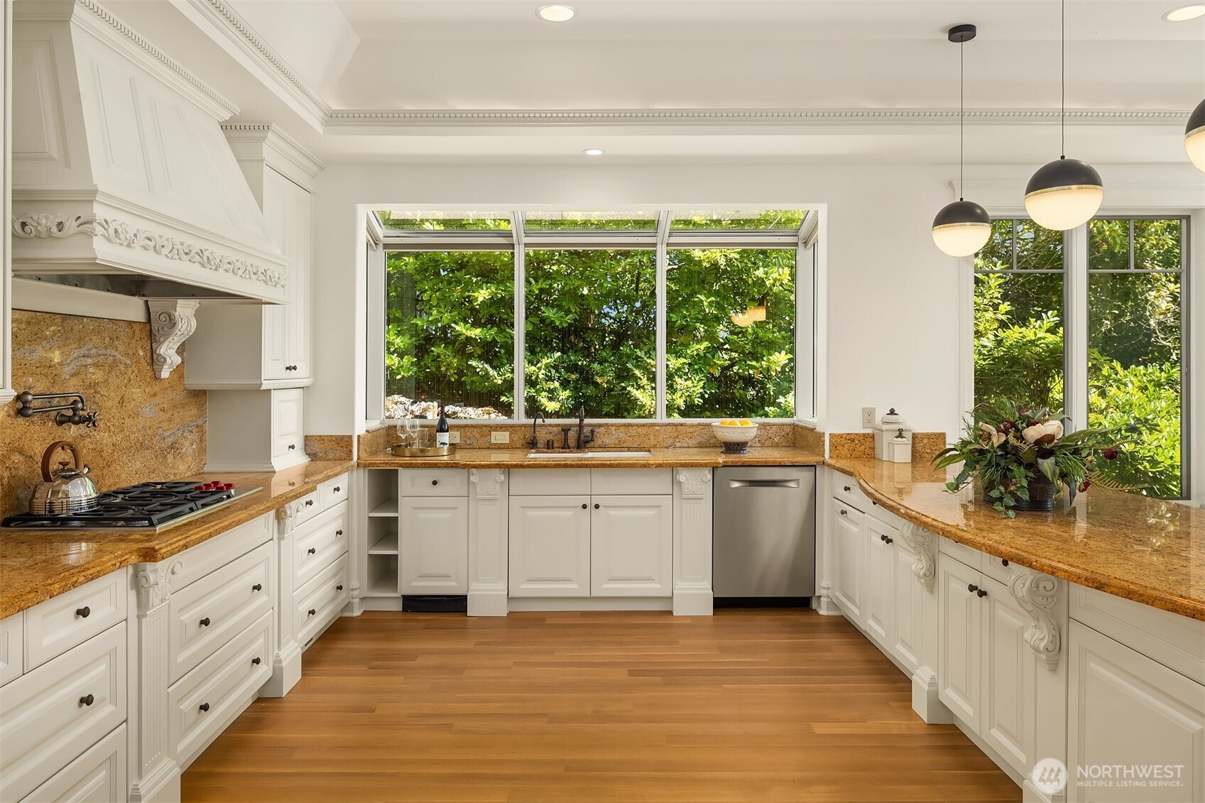 3210 Hunts Point Road Property Photo 17