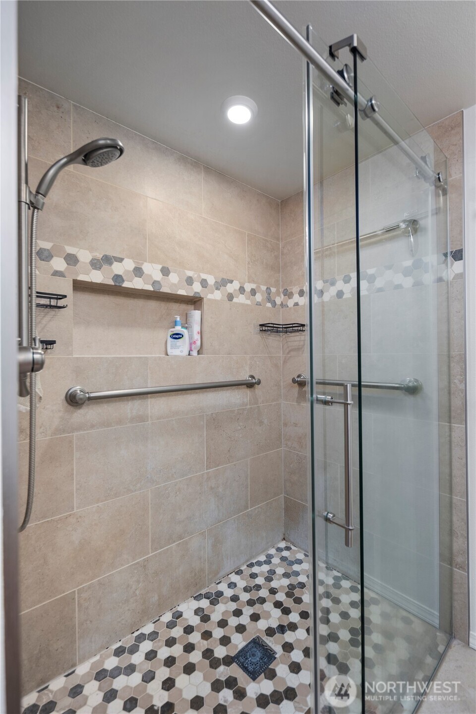 22614 43rd Avenue 17-3 Property Photo 6