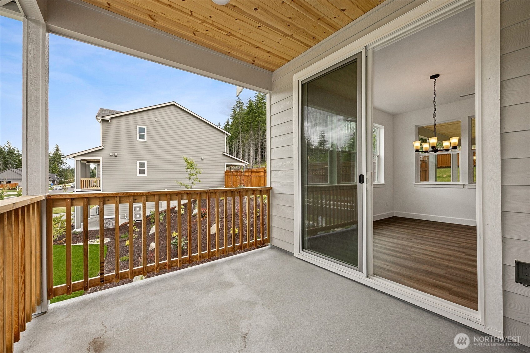 15602 210th Avenue 314 Property Photo 9