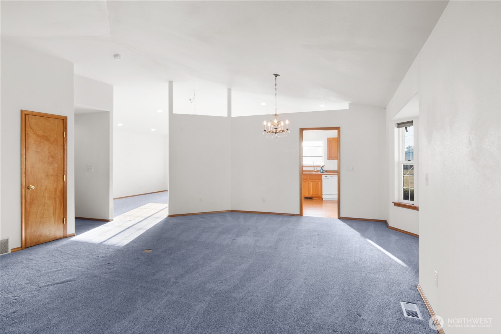 508 W 7th Avenue Property Photo 4