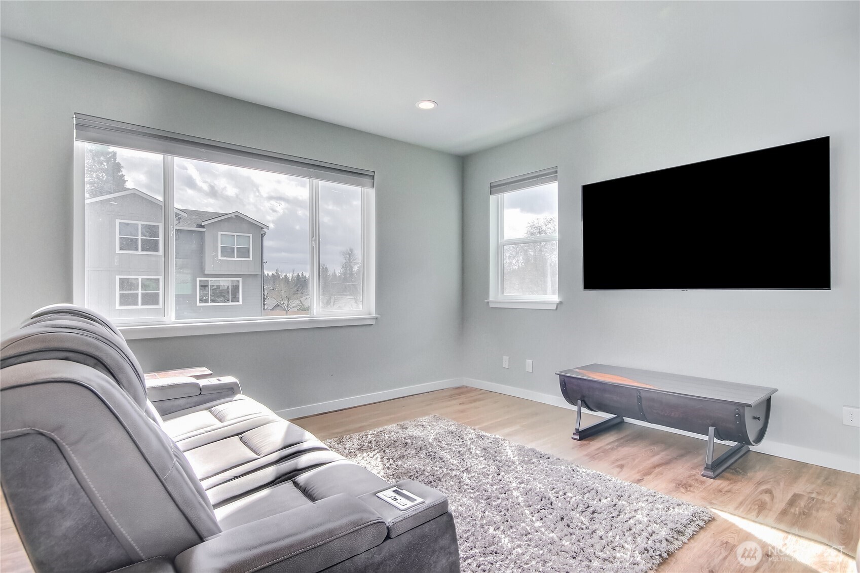 1828 25th Street Property Photo 3